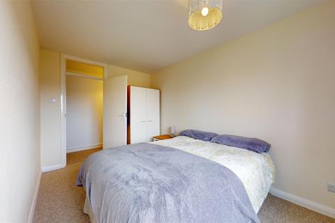 2 bedroom flat to rent, Mowlem Court, Rempstone Road, Swanage
