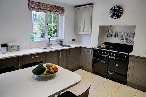 undefined, Church Road, Derry Hill, Calne