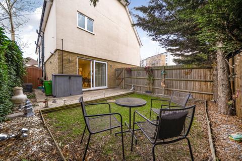 undefined, Fielding Lane, Bromley, BR2