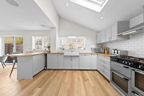 2 bedroom semi-detached house for sale, Malvern Close, Great Sankey, WA5