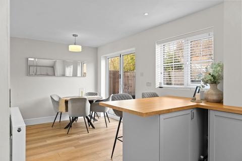 2 bedroom semi-detached house for sale, Malvern Close, Great Sankey, WA5