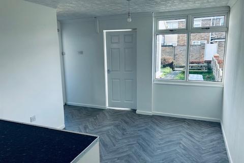 3 bedroom terraced house to rent, Gower Walk, Hartlepool TS26