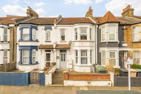 1 bedroom flat to rent, Harringay Road, LONDON N15