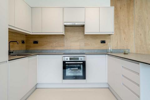 undefined, Florence Avenue, Morden SM4
