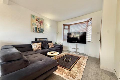 3 bedroom semi-detached house for sale, Arlington Avenue, Denton