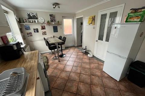 undefined, Shrewsbury Way, Newport