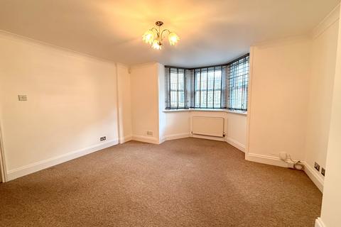 1 bedroom apartment to rent, -128 Clarendon Road, Southsea, PO4