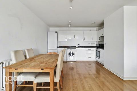 2 bedroom apartment for sale, Varcoe Gardens, Hayes
