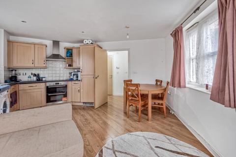 2 bedroom flat for sale, Bridge Court, Stanley Road, South Harrow, HA2 8FB