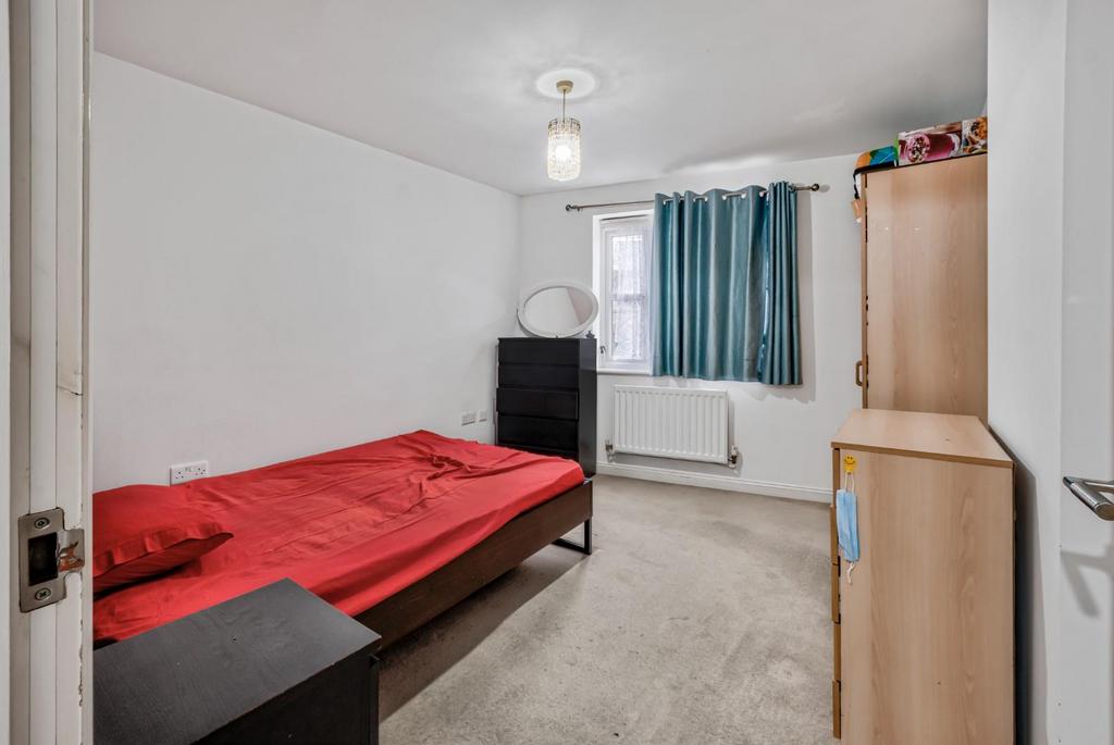 4 Bridge Court Stanley Road-3.jpg