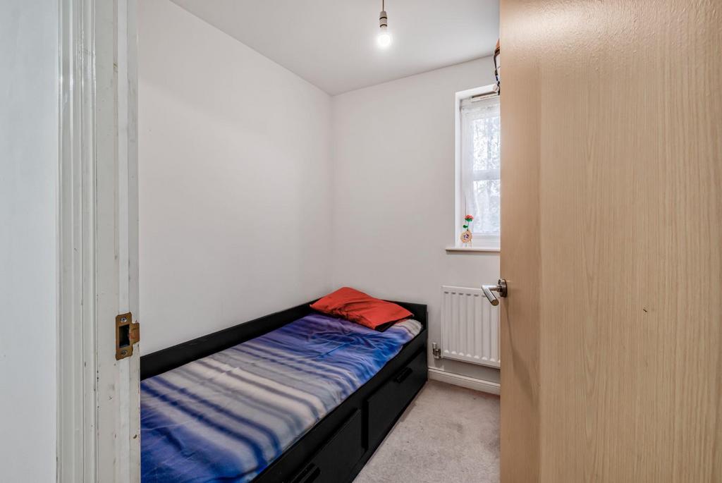 4 Bridge Court Stanley Road-9.jpg