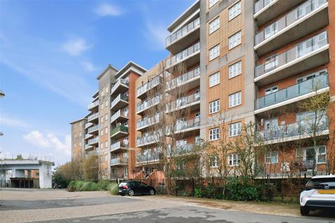 2 bedroom flat for sale, Bridge Court, Stanley Road, South Harrow, HA2 8FB