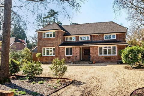 4 bedroom detached house for sale, Malcolm Road, Hiltingbury, Chandlers Ford