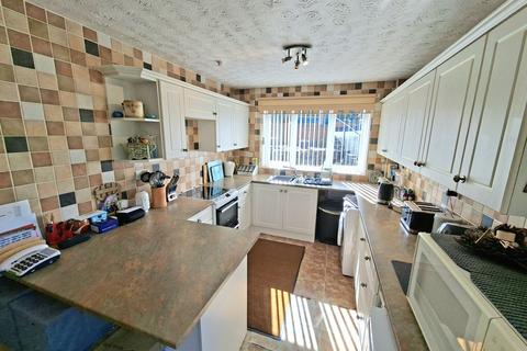 undefined, New Hall Crescent, Stocksbridge, S36