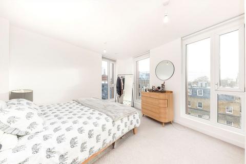 3 bedroom flat for sale, Great Suffolk Street, London SE1