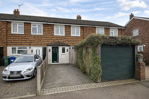 3 bedroom terraced house for sale, Portland Avenue, Sittingbourne ME10