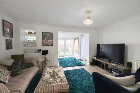 3 bedroom terraced house for sale, Portland Avenue, Sittingbourne ME10