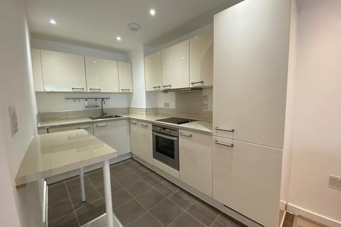 1 bedroom flat to rent, The Crescent, Gunwharf Quays, PO1