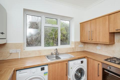 2 bedroom flat to rent, St Germans Road, SE23