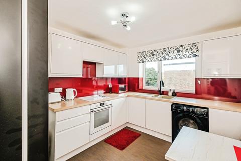 2 bedroom flat for sale, Bath Road, Worthing, West Sussex, BN11