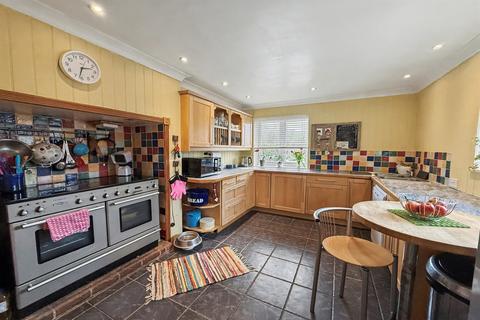 4 bedroom detached house for sale, Winterborne Stickland