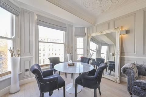 2 bedroom flat for sale, Queens Gate, South Kensington, London, SW7