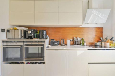 2 bedroom flat for sale, Queens Gate, South Kensington, London, SW7