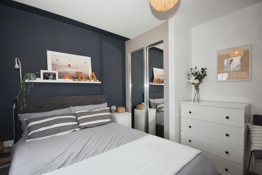 House in LEAMINGTON SPA - More