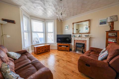 4 bedroom end of terrace house for sale, Highfield Avenue, St Austell, PL25