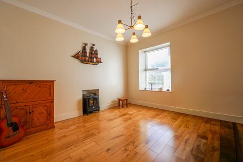 4 bedroom end of terrace house for sale, Highfield Avenue, St Austell, PL25
