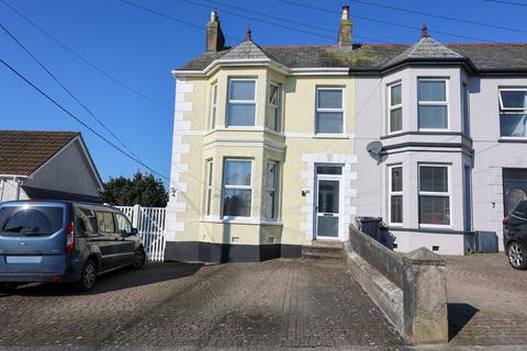4 bedroom end of terrace house for sale, Highfield Avenue, St Austell, PL25