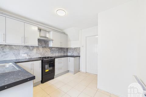 3 bedroom terraced house to rent, Beake Avenue, Coventry, CV6