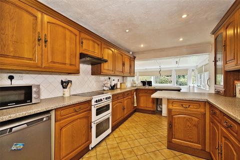 2 bedroom bungalow for sale, Marlborough Road, Yeovil, Somerset, BA21
