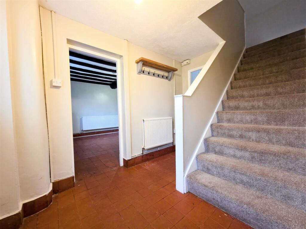 Hall / Stairs