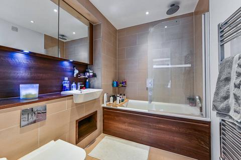 2 bedroom flat for sale, Queensland Terrace, Holloway, London, N7