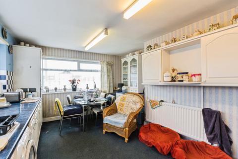 2 bedroom bungalow for sale, Preston New Road, Lancashire FY4