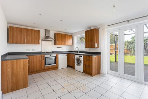 3 bedroom end of terrace house for sale, Hilda Dukes Way, East Grinstead RH19