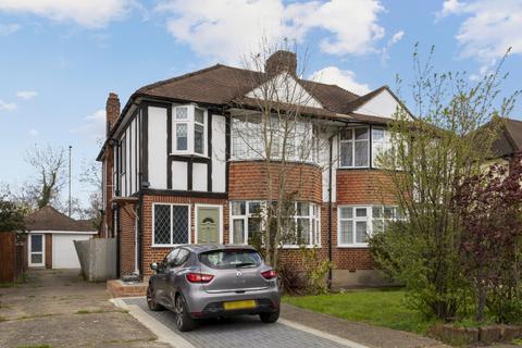 2 bedroom maisonette for sale, Aboyne Drive, Raynes Park SW20