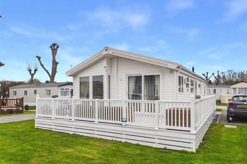 2 bedroom detached house for sale, PA83, Felixstowe, Suffolk, IP11