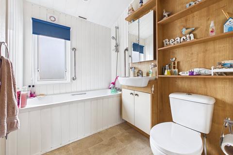 2 bedroom detached house for sale, PA83, Felixstowe, Suffolk, IP11