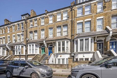 2 bedroom flat to rent, Maygrove Road, London NW6