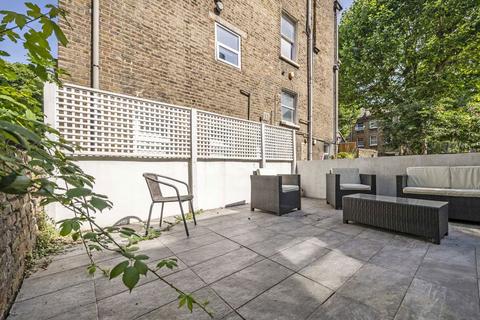 2 bedroom flat to rent, Maygrove Road, London NW6