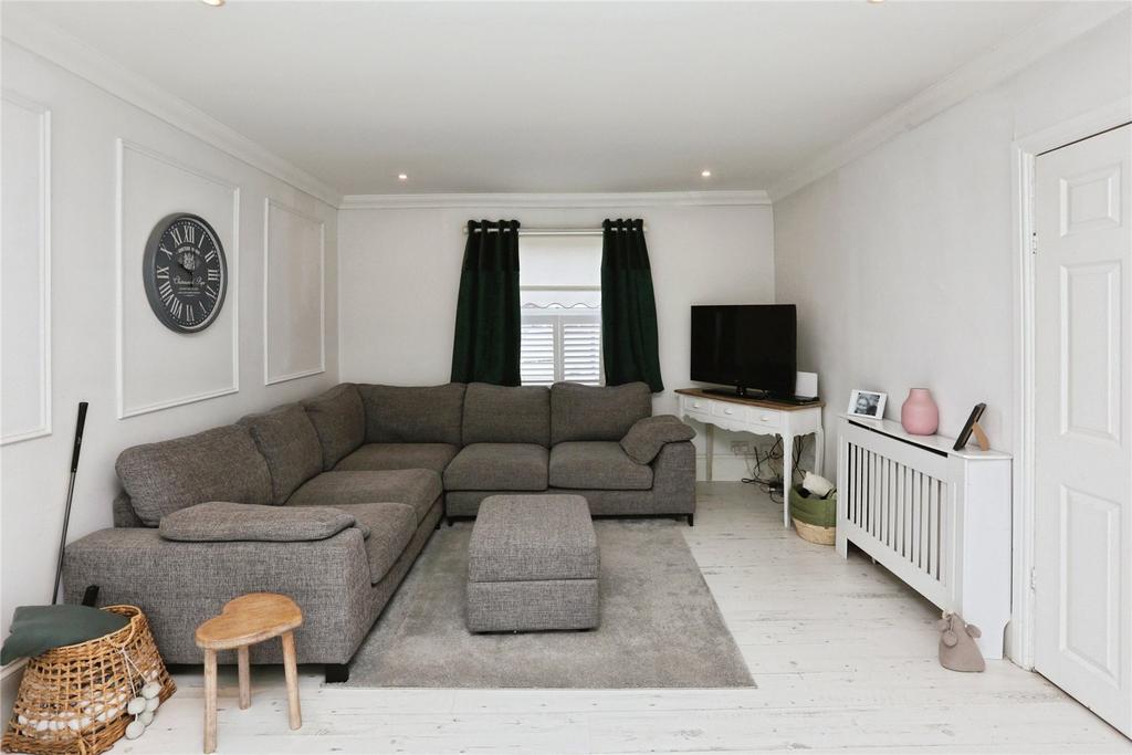 Main House Lounge
