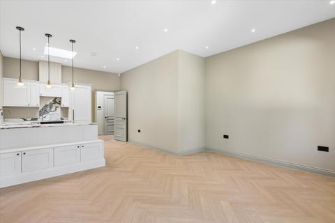 1 bedroom flat to rent, 1 Copsem Lane, Esher, Surrey KT10