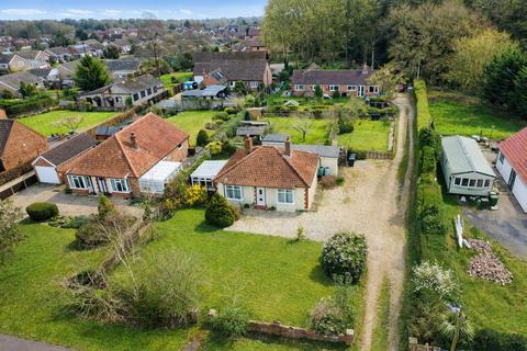 3 bedroom detached bungalow for sale, Elmham Road, Beetley
