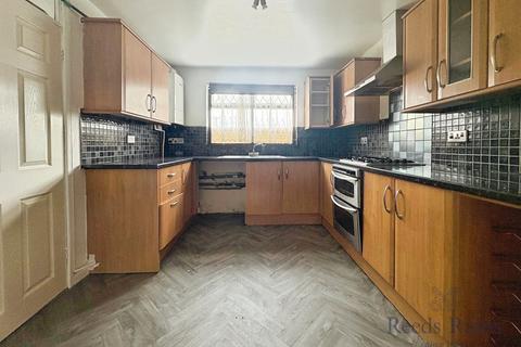 3 bedroom terraced house to rent, Golbourne Street, Lancashire PR1