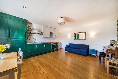 2 bedroom apartment for sale, Granville Park, Blackheath, London