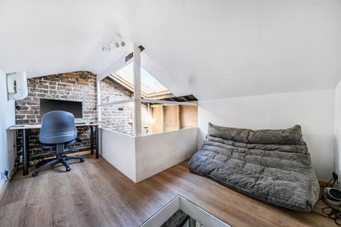 2 bedroom apartment for sale, Granville Park, Blackheath, London