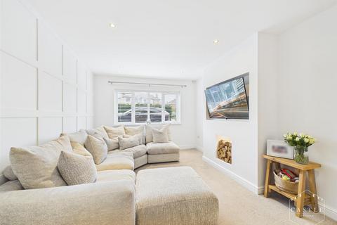 4 bedroom detached house for sale, Sapcote Road, Burbage, Hinckley
