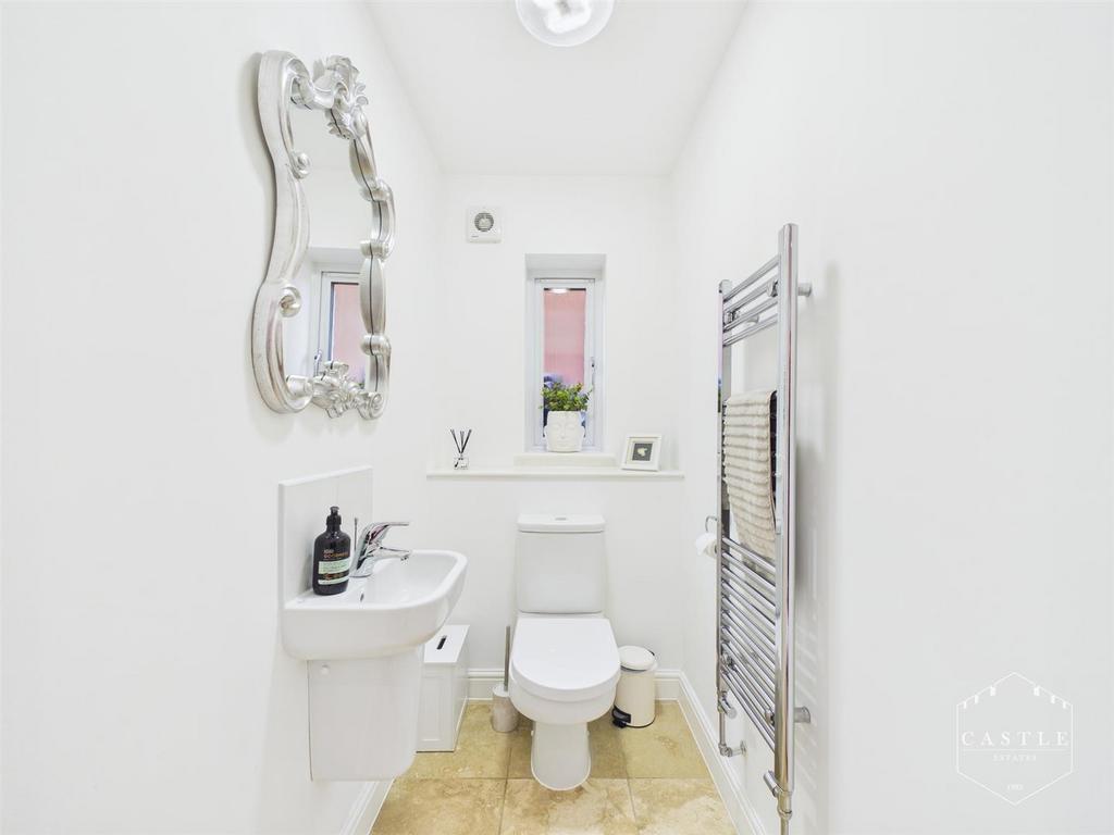 Guest cloakroom
